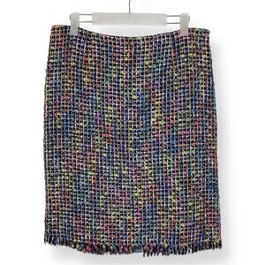TRINA TURK Multi Colored  Boucle Tweed Straight Skirt size 6